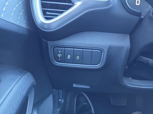 Used 2024 Kia Soul LX w/ Option Group 015 image 16