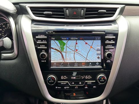 Used 2016 Nissan Murano SV AWD/4WD image 18