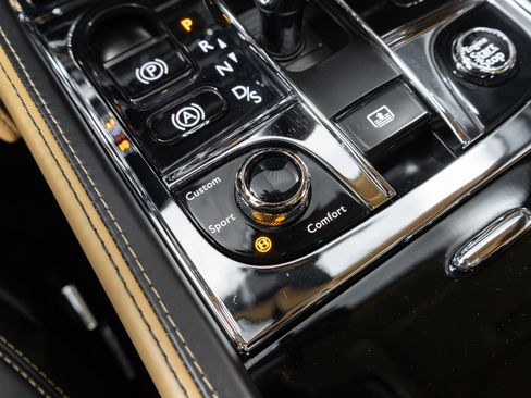 Used 2016 Bentley Mulsanne Speed image 83