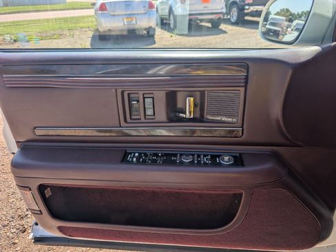 Used 1996 Buick Roadmaster Estate image 15