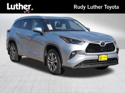 Certified 2024 Toyota Highlander XLE