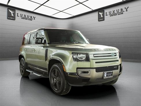 Used 2023 Land Rover Defender 110 X-Dynamic SE image 1