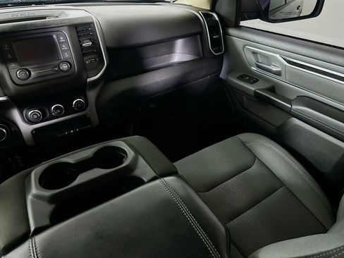 Used 2020 RAM 1500 Big Horn AWD/4WD image 19