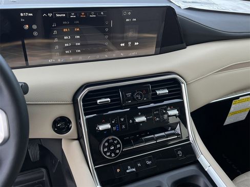 New 2026 Nissan Armada Platinum image 11