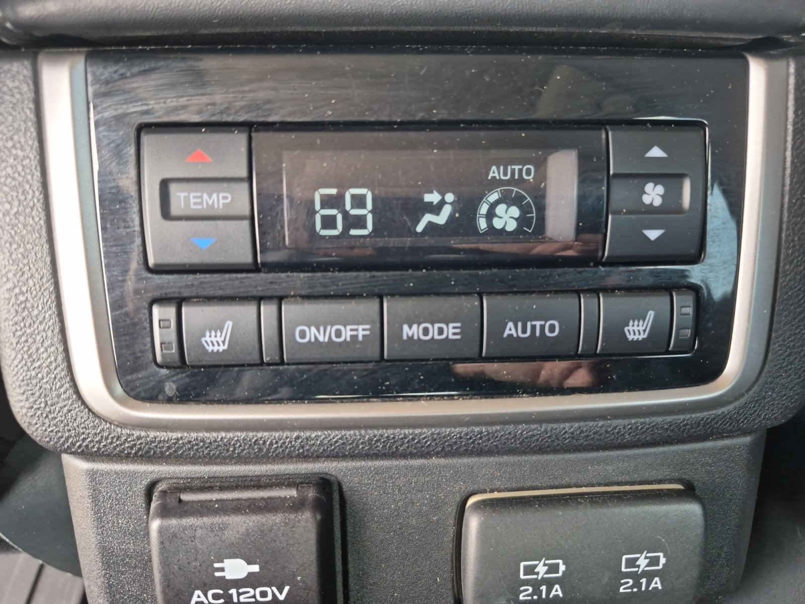 Used 2021 Subaru Ascent Touring AWD/4WD image 19
