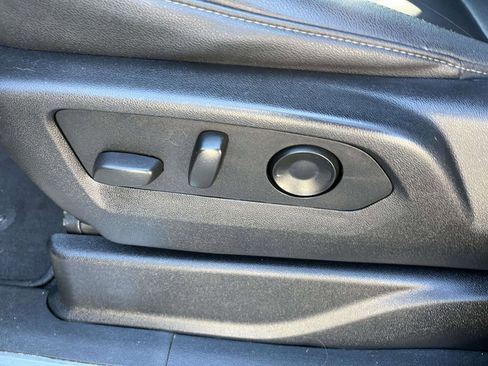 Used 2022 Chevrolet Tahoe LT image 14