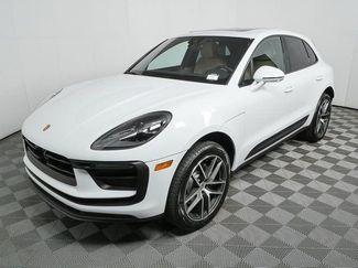 New 2026 Porsche Macan video 1