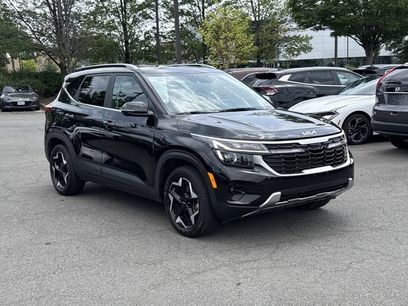Used 2024 Kia Seltos EX