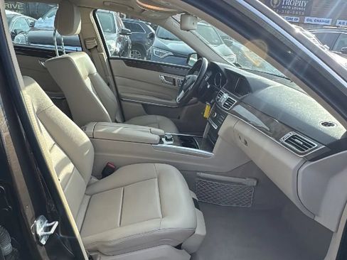 Used 2016 Mercedes-Benz E 350 Sedan image 17