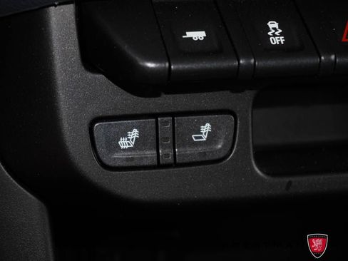 Used 2022 Chevrolet Colorado Z71 AWD/4WD image 31