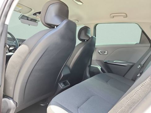 New 2026 Kia K4 FWD image 16