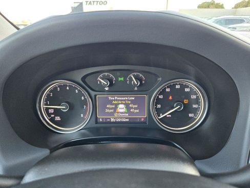 Used 2021 Buick Enclave Essence w/ Sound and Sites Package image 21