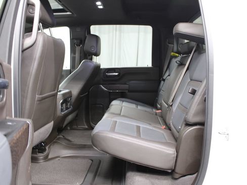 Used 2023 GMC Sierra 3500 Denali AWD/4WD image 13