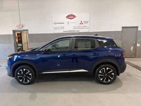 New 2026 Nissan Kicks SV w/ SV Premium Package AWD/4WD image 7