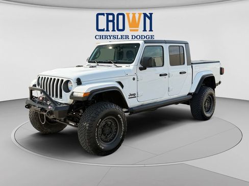 Used 2021 Jeep Gladiator Sport AWD/4WD image 7