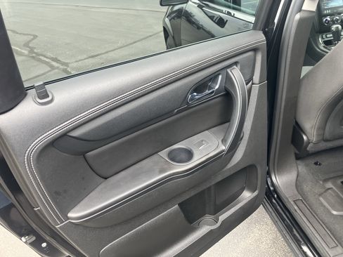 Used 2016 Chevrolet Traverse LT AWD/4WD image 14