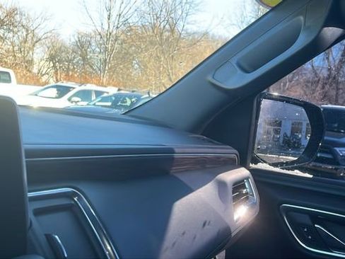 Used 2023 Chevrolet Tahoe LT w/ Luxury Package image 18