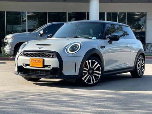 Used 2023 MINI Cooper S FWD image 2