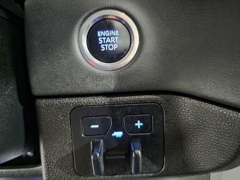 Used 2024 Toyota Tundra Platinum image 20