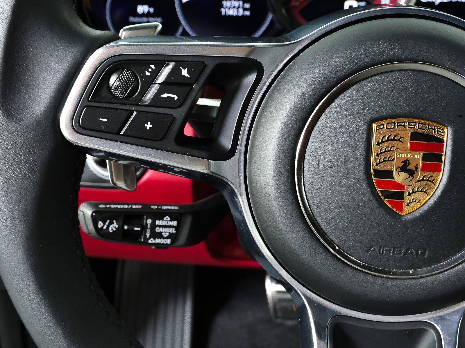 Certified 2023 Porsche Cayenne GTS AWD/4WD image 11