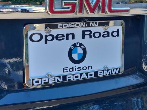 Used 2019 GMC Acadia SLT w/ LPO, Floor Liner Package AWD/4WD image 31