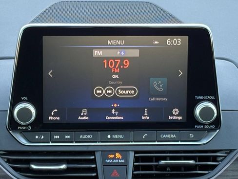 Used 2025 Nissan Altima 2.5 SV FWD image 20