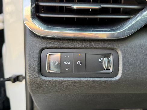 Used 2025 GMC Acadia Denali w/ Super Cruise Package image 26