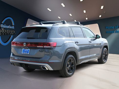 New 2026 Volkswagen Atlas Peak Edition AWD/4WD image 5