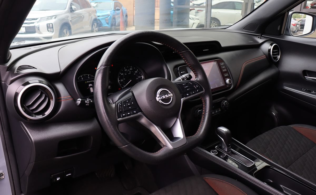 Used 2023 Nissan Kicks SR FWD image 39