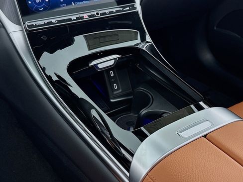 New 2026 Mercedes-Benz GLC 300 image 5