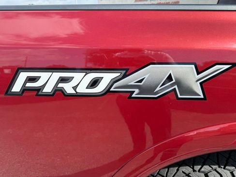 Used 2018 Nissan Titan PRO-4X w/ Pro-4x Convenience Package image 22