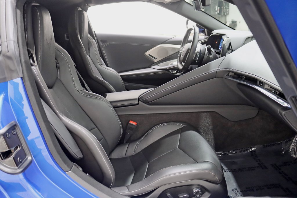 Used 2020 Chevrolet Corvette Stingray Preferred Cpe w/ 2LT Preferred Equipment Group RWD image 29