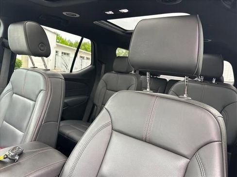 Certified 2023 Chevrolet Traverse RS w/ LPO, Floor Liner Package AWD/4WD image 24