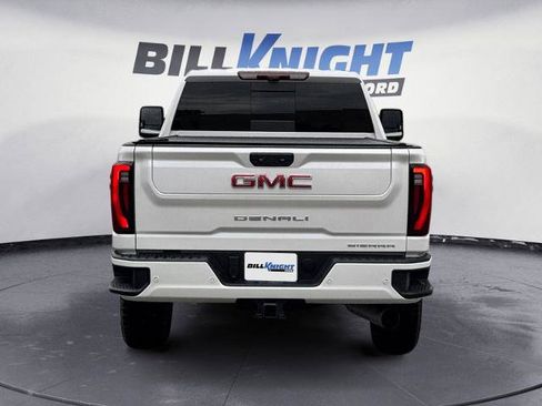 Used 2025 GMC Sierra 2500 Denali w/ Denali Reserve Package AWD/4WD image 4