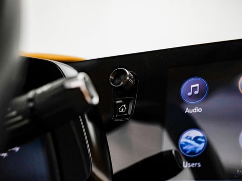 Used 2020 Chevrolet Corvette Stingray 3LT Z51 Performance P w/ 3LT Preferred Equipment Group image 73