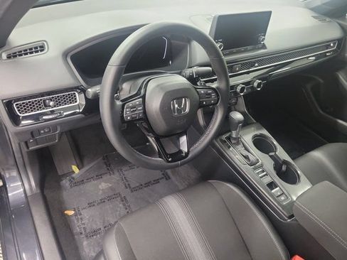 Certified 2025 Honda Civic Sport image 17
