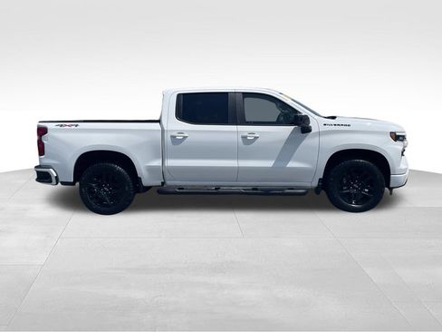 Used 2024 Chevrolet Silverado 1500 RST w/ Rally Edition AWD/4WD image 2
