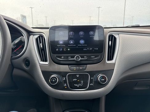 Used 2022 Chevrolet Malibu LS w/ Driver Confidence Package II FWD image 15
