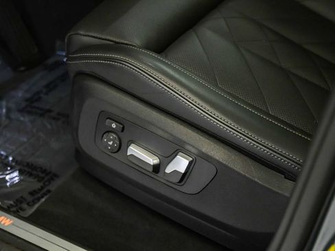 Used 2024 BMW X5 sDrive40i w/ Parking Assistance Package RWD image 23