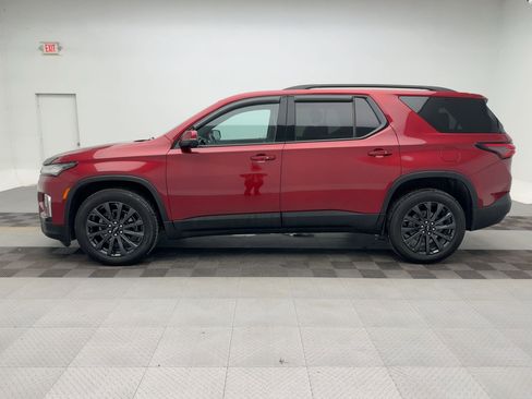 Certified 2023 Chevrolet Traverse RS image 2