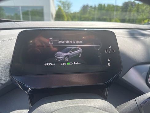 Used 2025 Volkswagen ID.4 Pro image 10