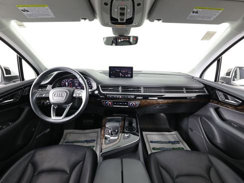 Used 2018 Audi Q7 3.0T Prestige w/ Prestige Package image 29