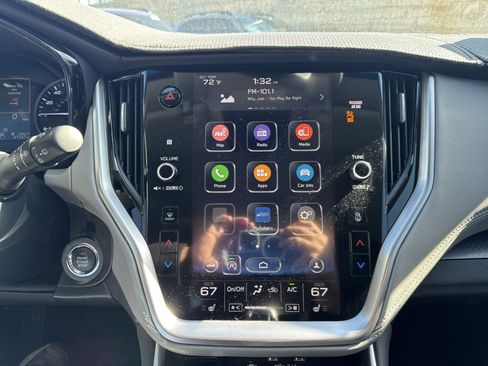 Used 2020 Subaru Outback Premium image 19