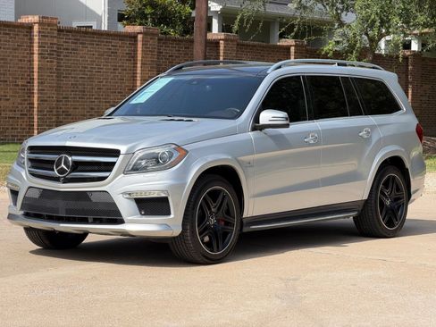 Used 2016 Mercedes-Benz GL 63 AMG 4MATIC image 11