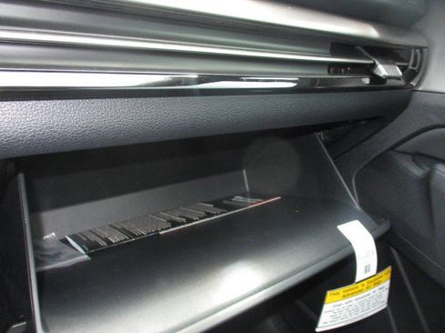 New 2026 Kia Sportage EX w/ EX Panorama Roof Package image 26