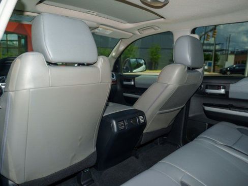 Used 2018 Toyota Tundra Limited w/ Limited Premium Package AWD/4WD image 16