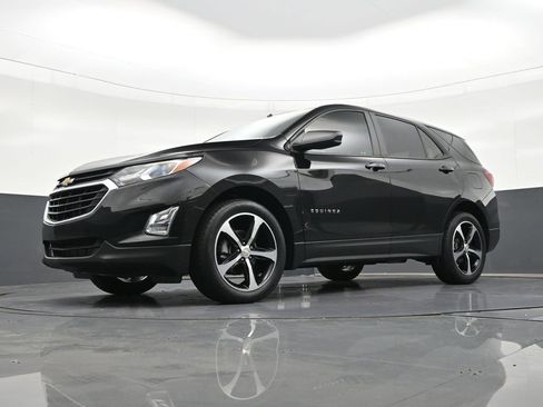 Used 2021 Chevrolet Equinox LS image 23