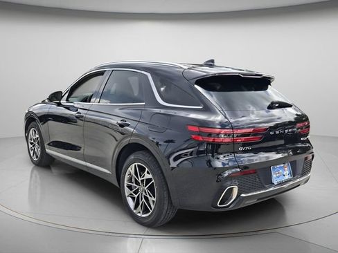 Used 2024 Genesis GV70 2.5T w/ Advanced Package AWD/4WD image 8