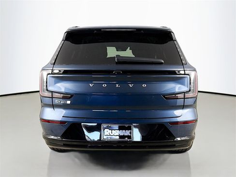 New 2025 Volvo EX90 Ultra image 6