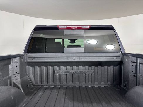 Used 2023 GMC Sierra 1500 Denali w/ Technology Package AWD/4WD image 24